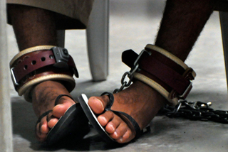 Γιατροί βασανιστές κρατουμένων στην υπηρεσία της CIA