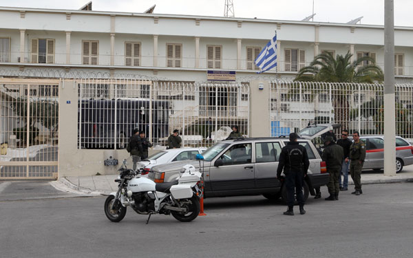 Γιατί δεν έχει στο κελί του ελληνική σημαία ο Νίκος Μιχαλολιάκος