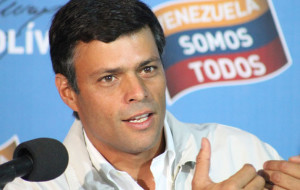 Παραδόθηκε ηγετικό στέλεχος της αντιπολίτευσης στη Βενεζουέλα