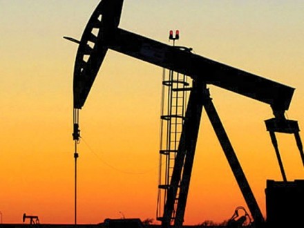 Σταθερές οι τιμές του πετρελαίου παρά την αναταραχή στη Μέση Ανατολή