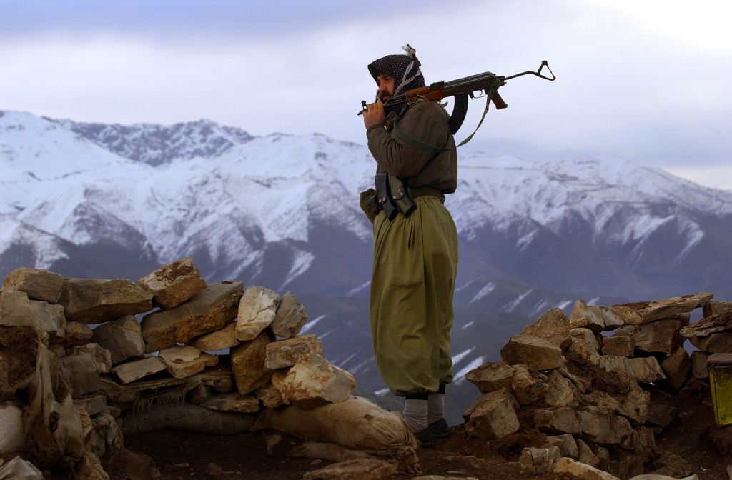Σε κλίμα καχυποψίας η αποχώρηση του PKK από την Τουρκία