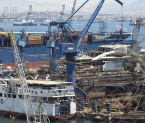 Την απόσυρση της τροπολογίας για τα ναυπηγεία της Ελευσίνας θα ζητήσει ο ΣΥΡΙΖΑ