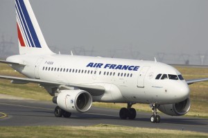 Δεκάδες πτήσεις ακυρώθηκαν στη Γαλλία