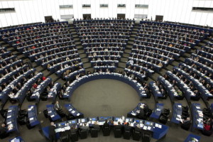 Το Ευρωκοινοβούλιο ξεκινά την «ανάκριση» της τρόικας