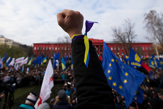 Συνεχίζεται η «επανάσταση» των Φιλοευρωπαίων στο Κίεβο