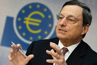 Ντράγκι: Εγκυμονούν κίνδυνοι ακόμα στην ευρωζώνη