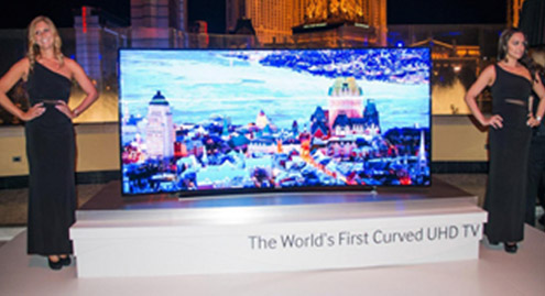 Η πρώτη κυρτή TV 105 ιντσών από τη Samsung